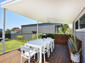 Tillys Retreat I Pet Friendly I 3 Min Walk to Beach, Culburra Beach